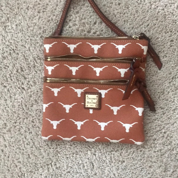 medium size leather purse